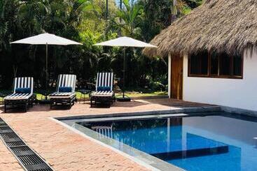 هتل Villa San Juan Bed&breakfast