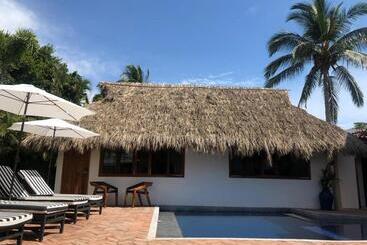 هتل Villa San Juan Bed&breakfast