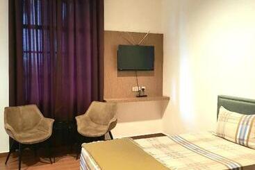 هاستل Dz Residence Tunjong