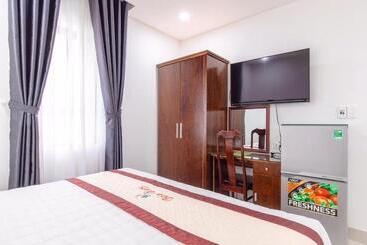Bao Ngoc Hotel & Apt