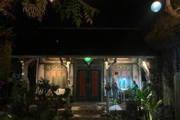 پانسیون Villa Telaga Wana