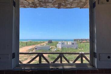 تختخواب و صبحانه Baja69 Lodge