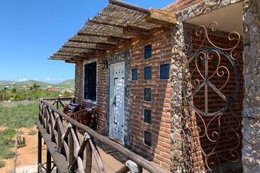 تختخواب و صبحانه Baja69 Lodge