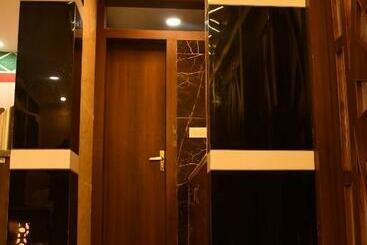 هتل Krishna Inn & Banquet , Gorakhpur