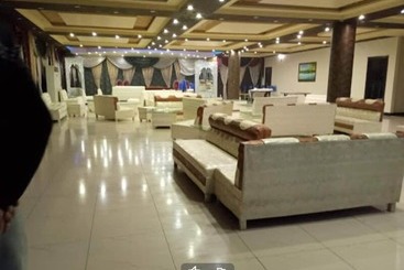 هتل Titanic Resort Faisalabad