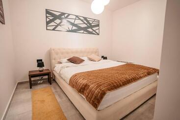 Magico Rooms & Apartments
