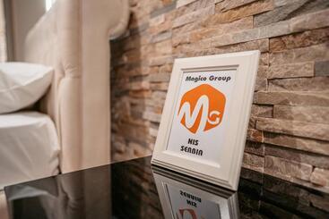 Magico Rooms & Apartments