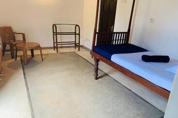 پانسیون Pandula Villa 390
