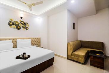 هتل Super Townhouse Marina
