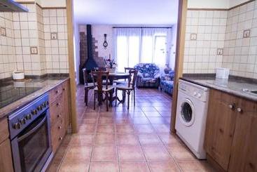 Apartamentos Casa Lola Rodeados De Montañas Y Rio