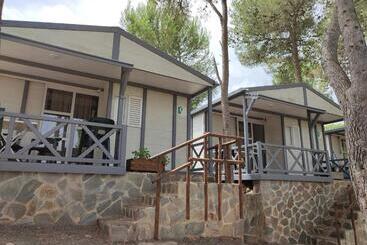 Camping-bungalows Altomira