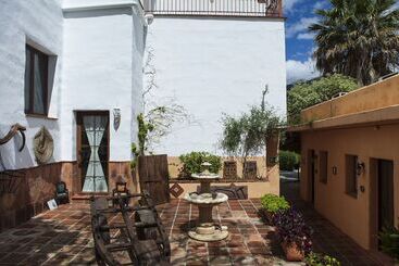 Cortijo De Salia