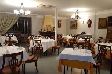 Hostal Restaurante Carolina
