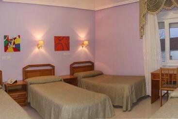 Hostal Restaurante Carolina