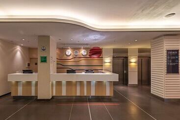 ホテル Park Inn By Radisson Kazan