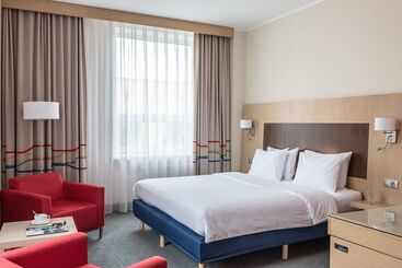 ホテル Park Inn By Radisson Kazan