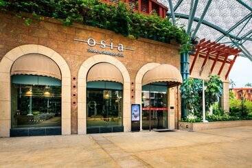 Resorts World Sentosa   Hotel Michael
