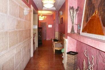 هتل روستایی Hostal Posada Entrevinas