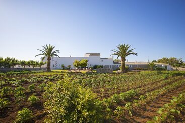 هتل روستایی Llucmaçanes Gran Agroturismo
