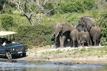 هتل Tongabezi Lodge