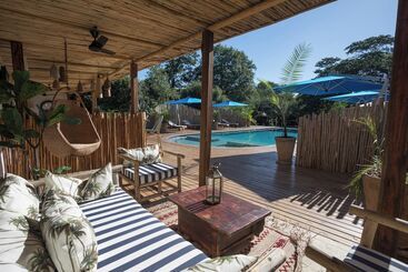 هتل Tongabezi Lodge