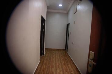 تختخواب و صبحانه E   Glisters Home