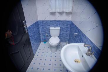 تختخواب و صبحانه E   Glisters Home