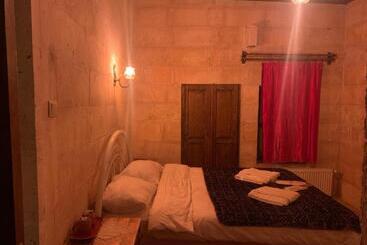 تختخواب و صبحانه Tatlı Kaya Otel