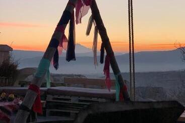 تختخواب و صبحانه Tatlı Kaya Otel