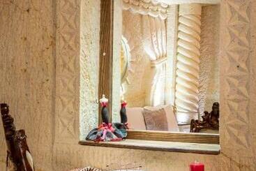 تختخواب و صبحانه Tatlı Kaya Otel