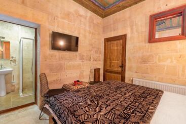 تختخواب و صبحانه Tatlı Kaya Otel