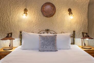 تختخواب و صبحانه Tatlı Kaya Otel