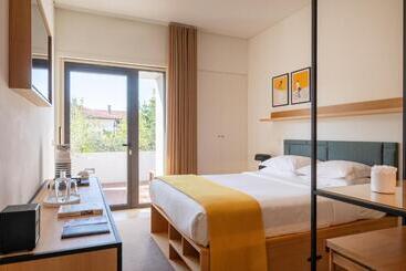 Bfresh Hotel Padel, Pool & Fitness Adults Only