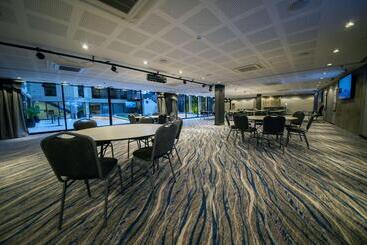 هتل Hilton Garden Inn Santiago Del Estero