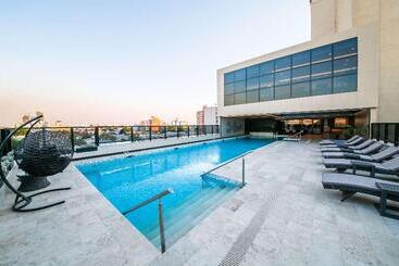 هتل Hilton Garden Inn Santiago Del Estero