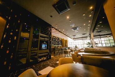هتل Hilton Garden Inn Santiago Del Estero