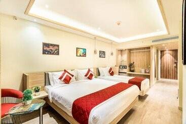 Jagadish Hotels Sankey Road