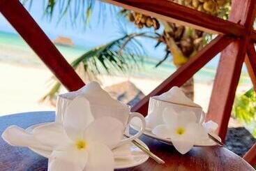 Karibu Beach Resort - Pongwe