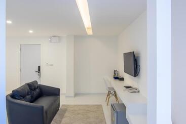 Thewhitehotel By Charoensri   Sha Extra Plus