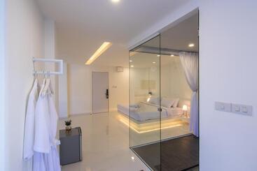 Thewhitehotel By Charoensri   Sha Extra Plus