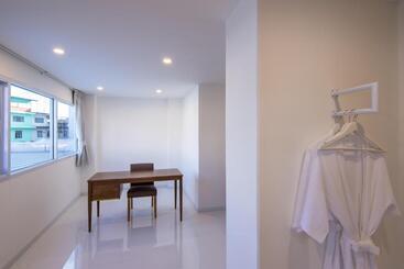 Thewhitehotel By Charoensri   Sha Extra Plus