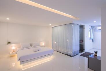 Thewhitehotel By Charoensri   Sha Extra Plus