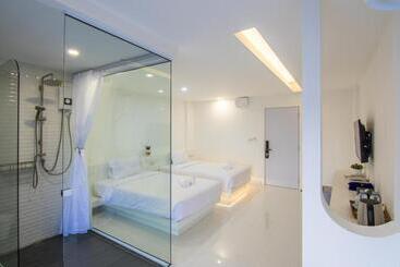 Thewhitehotel By Charoensri   Sha Extra Plus