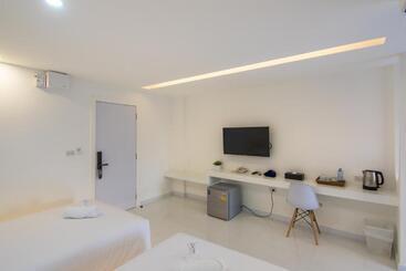 Thewhitehotel By Charoensri   Sha Extra Plus