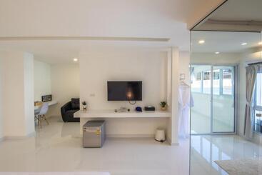 Thewhitehotel By Charoensri   Sha Extra Plus