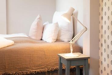 تختخواب و صبحانه Boutique Hotel Gezeiten Spo