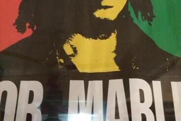 Bob Marley Hotel Luxor & Restaurant