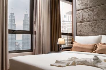 هتل Wyndham Suites Klcc