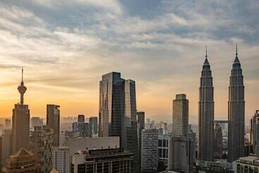 هتل Wyndham Suites Klcc