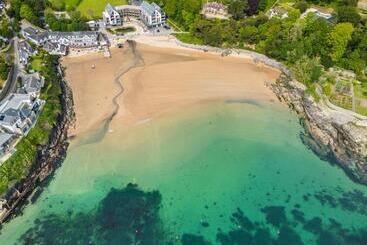 Harbour Beach Club, Hotel & Spa